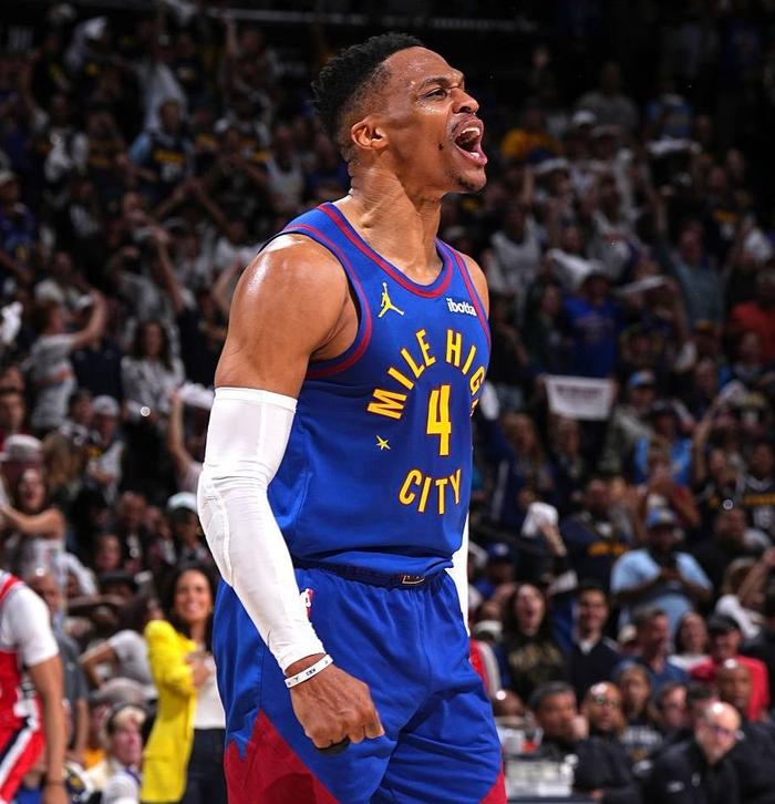 NBA:拉塞尔-威斯布鲁克突破三双纪录的简单介绍
