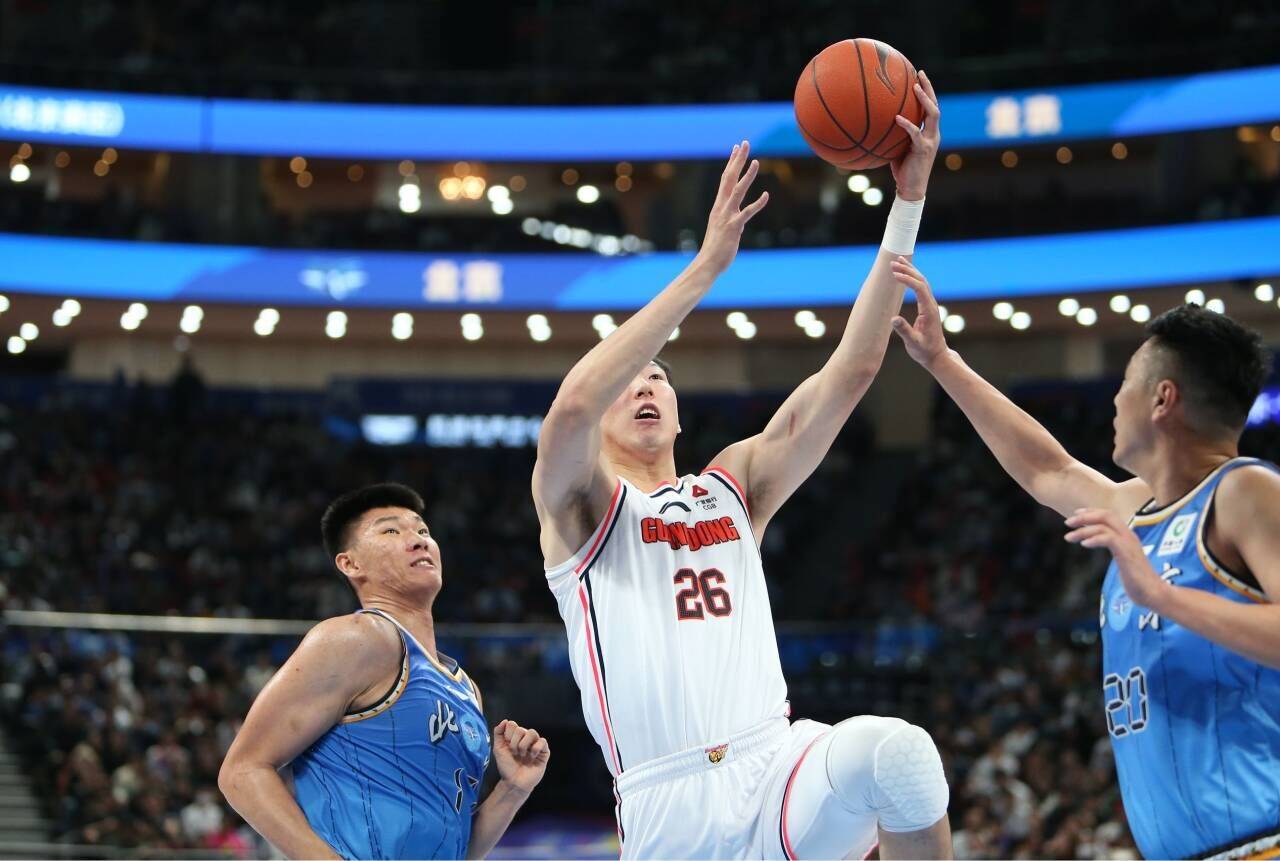 关于CBA联赛：广东男篮击败北京队，取得五连胜的信息
